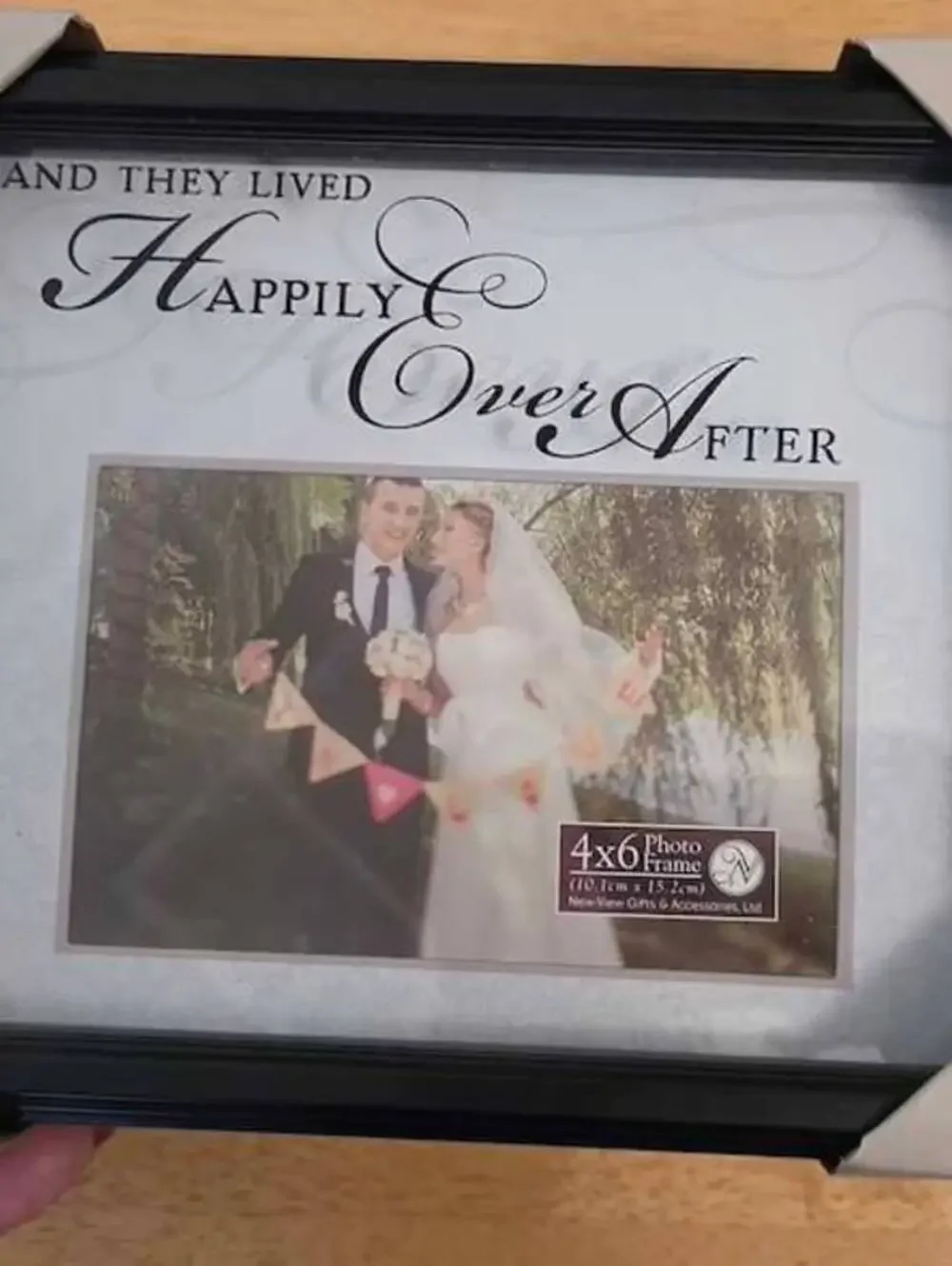 New 4x6 Wedding Photo Frame - Happily Ever After Black Frame